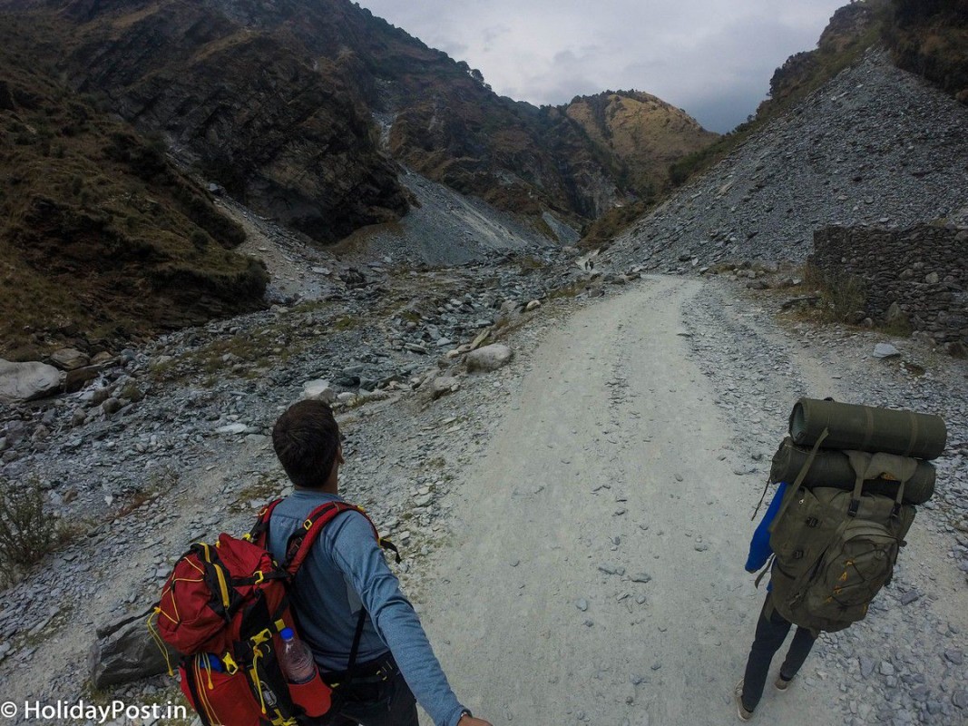 Trek to Oat Trek at Lunta Valley Dharamshala