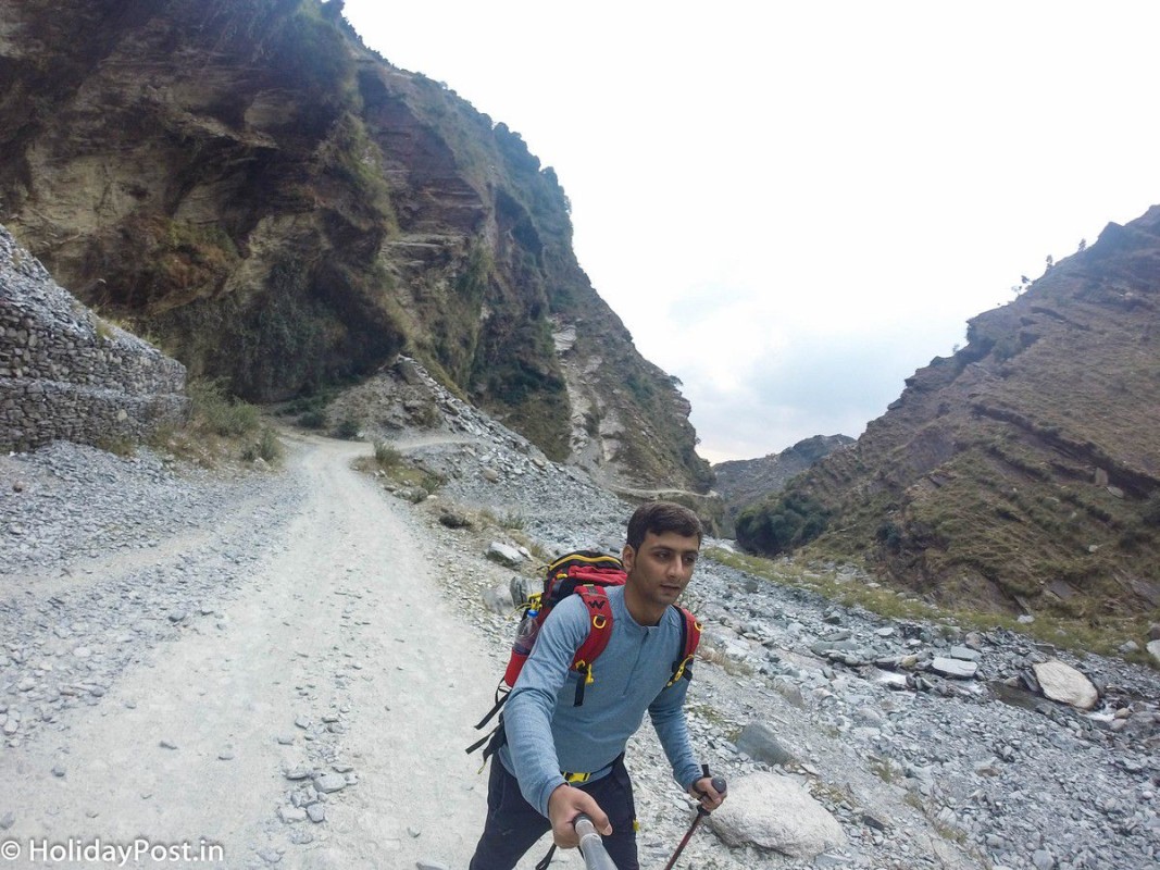 Trek to Oat Trek at Lunta Valley Dharamshala