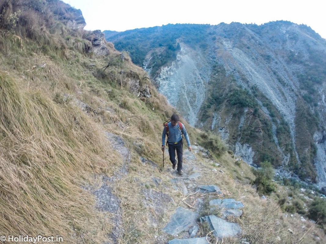 Trek to Oat Trek at Lunta Valley Dharamshala