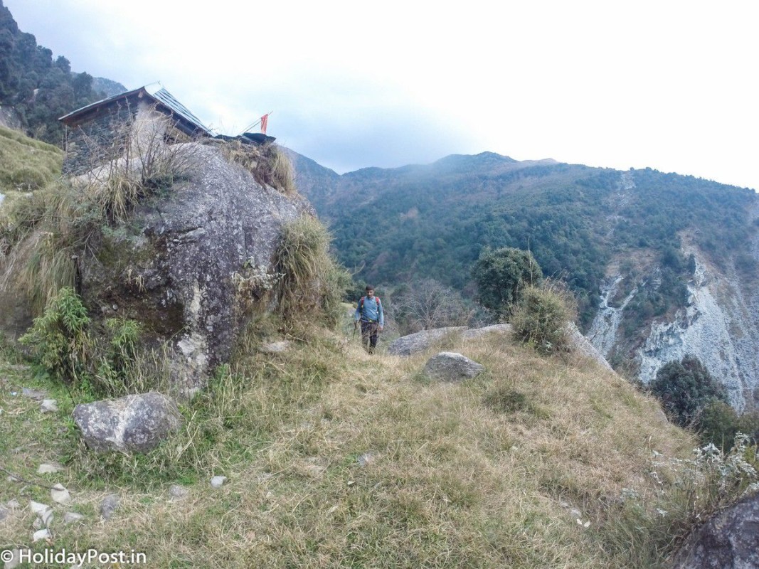 Trek to Oat Trek at Lunta Valley Dharamshala