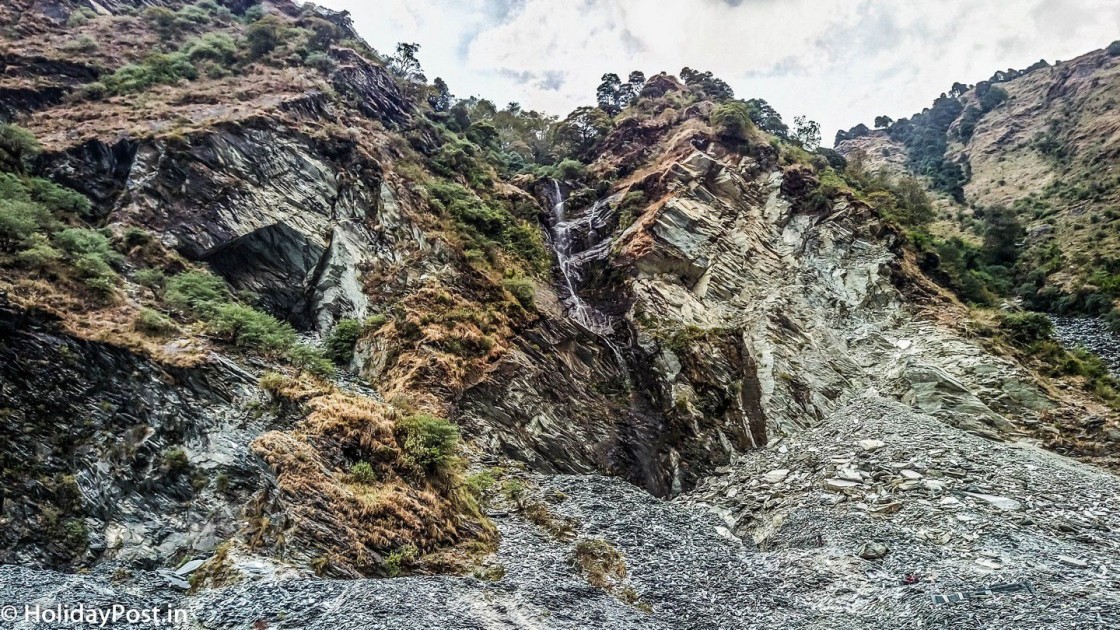 Trek to Oat Trek at Lunta Valley Dharamshala