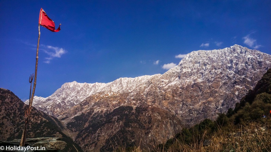 Trek to Oat Trek at Lunta Valley Dharamshala